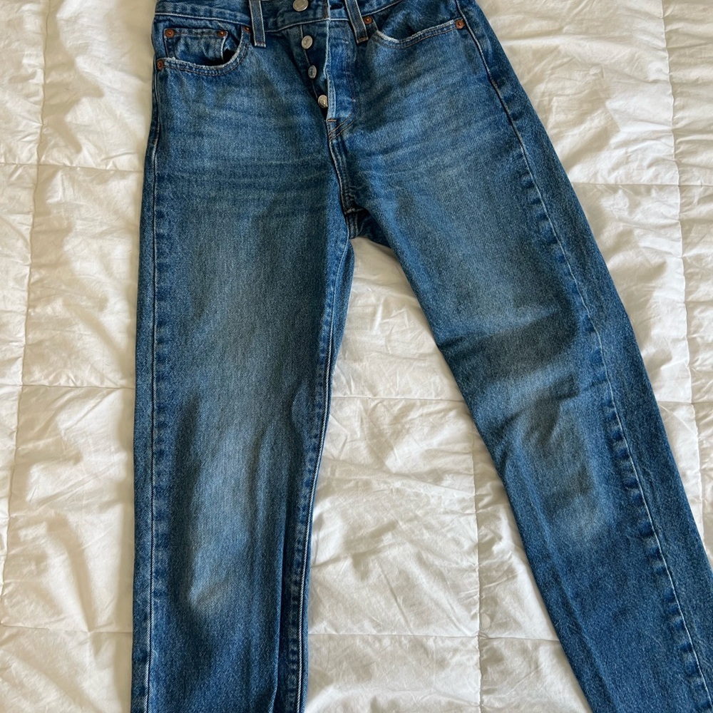 Levi's Women's Straight Leg Jeans - Blue